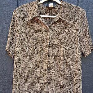 Connected Apparel Black and White Textured Shirt